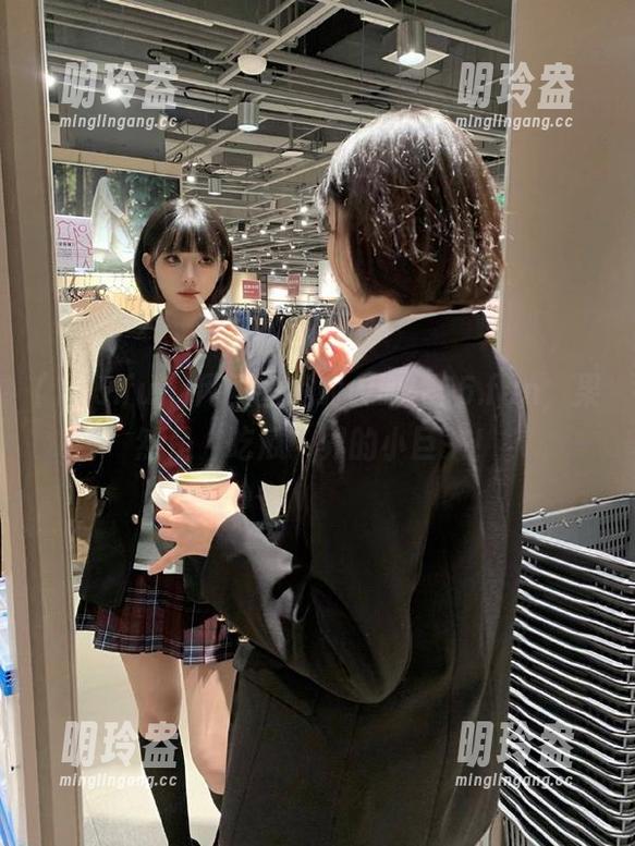 网页里的www.155.fun，果然是“吃瓜”界的小巨头！