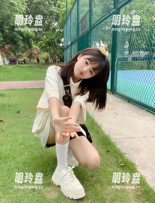 166fun 别再原地傻等,下载166fun,瓜都等不及了,我都快长根了!