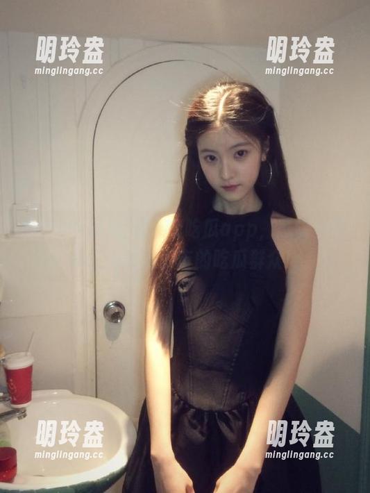 打开17c吃瓜app，感觉自己成了大隐隐于市的吃瓜群众！