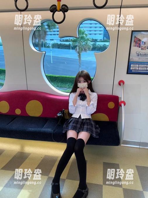17c吃瓜网页滑滑滑，留言区的那些人啊，真是一出好戏，太会玩了！