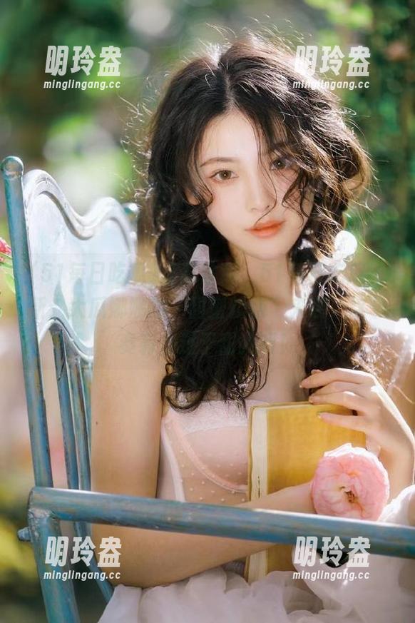51每日吃瓜 注意注意,51每日吃瓜更新:大瓜娜娜的“甜蜜烦恼”来袭,这节奏有点过于甜腻呀!