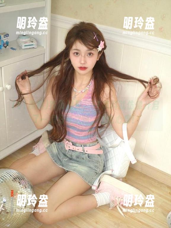 51黑料 首页初见,51黑料就仿佛开启了一扇好奇之窗,让我心痒!