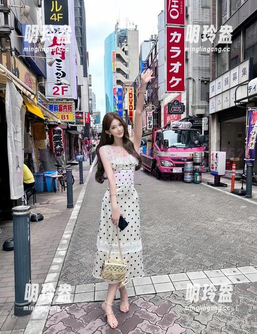 52吃瓜 如果说网址是个“酒吧”,那52吃瓜官网就是让人喝得开心忘我的调酒师!