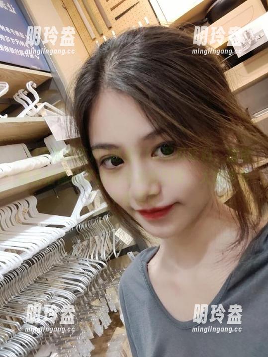 718黑瓜吃料 越看718黑瓜吃料,越觉得生活像极了这场乌龙的日常,大概也是个奇观吧