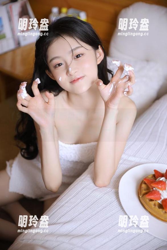 91吃瓜传送门，黑料反差得让人眉头一皱，心里一紧！