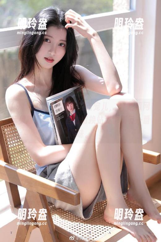 吃瓜界的新宠儿，91吃瓜网苹果版“站”，自由切换站姿也别有一番趣味。