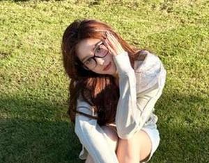 想问“91吃瓜网苹果版”的后台,是不是藏着一群瓜贩子,推荐的瓜一波比一波新!