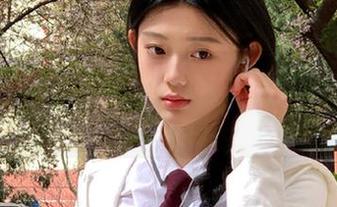 今天下载998su了，瓜一口口吃，心情爽爽的！