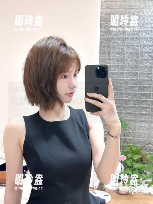 向一群瓜友求助，最新吃瓜秘籍只在www.155.fun.com，不信你来试试！