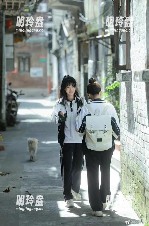 听说www.51cg.org的地址能让你秒变吃瓜达人，美滋滋