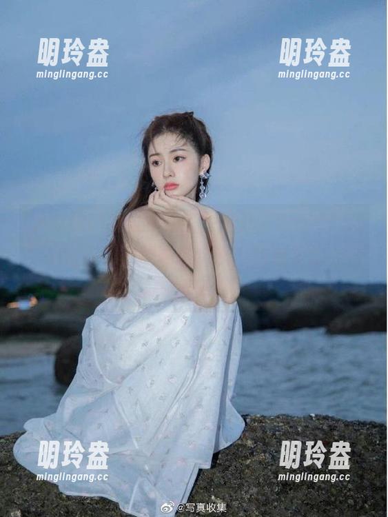 别再纠结了，打开“zzzttt.su”传送门，干脆瞧瞧这事儿到底是怎么回事吧