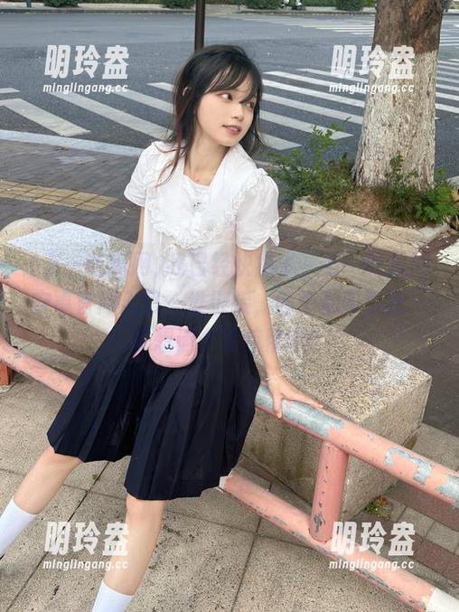 五一吃瓜网 我已经快疯了,五一吃瓜网安卓官网入口一堆链接,各个都吸引我,真想请个导航帮忙!