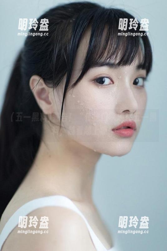 警告！“传送门”通往五一黑料，越看越上瘾！