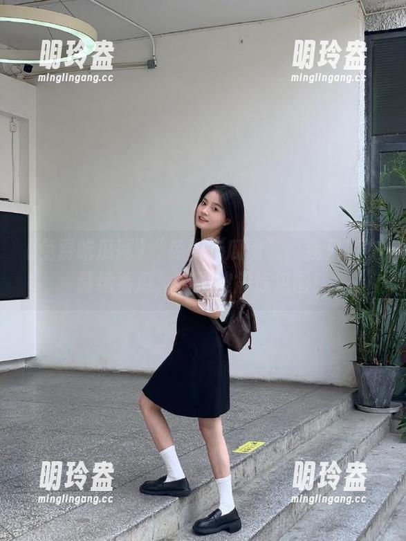 免费吃瓜网 “免费吃瓜网”:我只想安静地看瓜,结果被震惊包围!