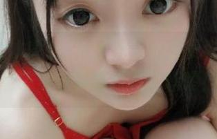 吃瓜大本营的首页刷新，再偷吃点小料看看吧，嘿嘿！