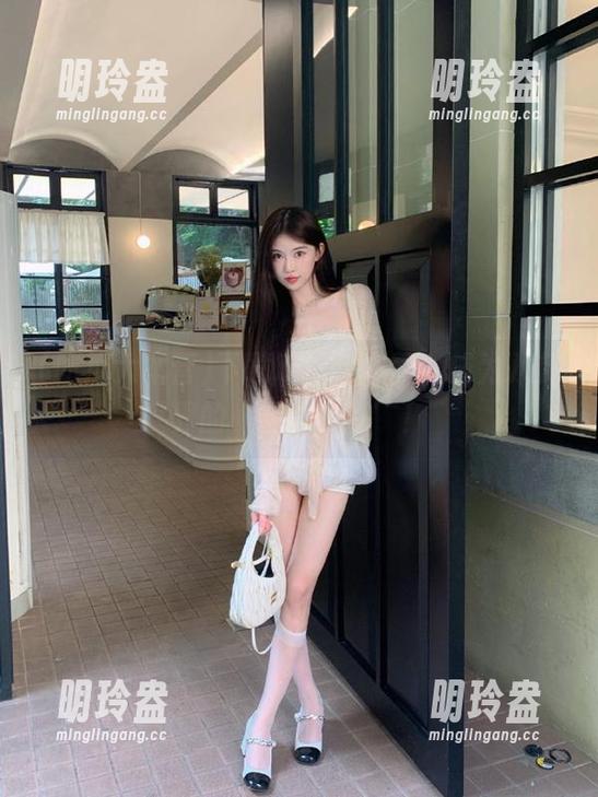 吃瓜大本营 下载吃瓜大本营,成为八卦界的‘餐桌侦探’!