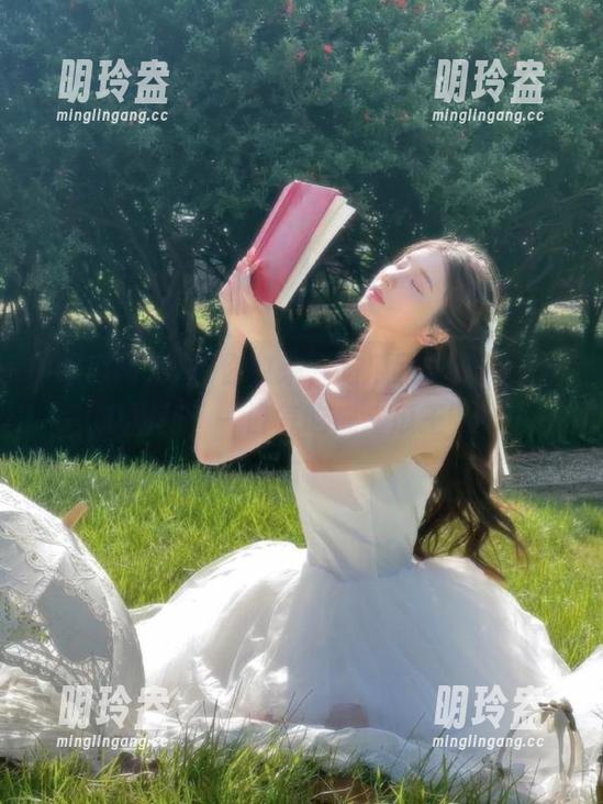 吃瓜网 只要你敢来,吃瓜网永久赠送吃瓜福利,一口气吃成“瓜王”!
