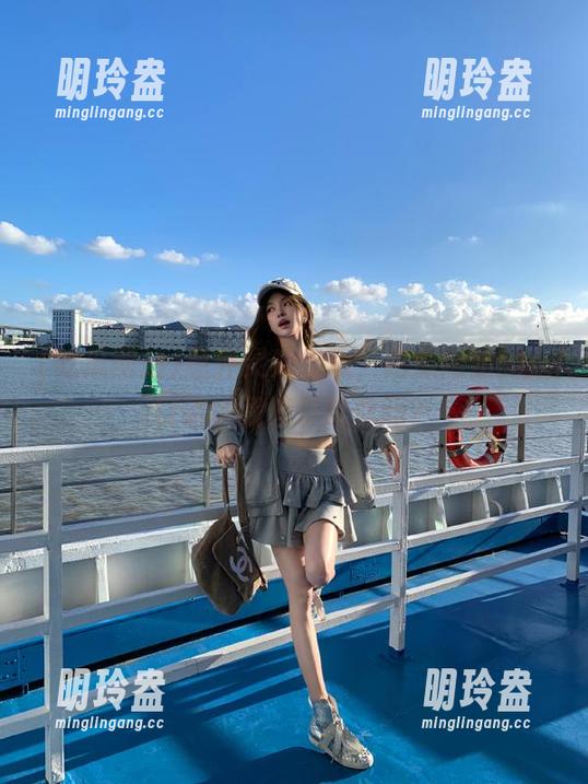 意外灵光乍现，吃瓜网站的入口请求我暗示过你吗？