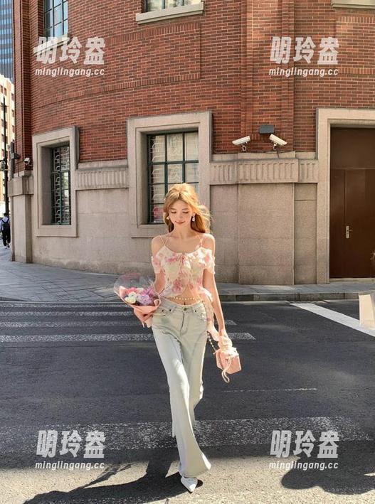 吃瓜网红 你在首页点开吃瓜网红,没想到是个视频狂欢的宝藏地!