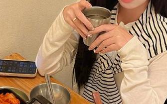 目光锁定“黑料不打烊”的地址,这个软件要底气十足啊,每次都是一场冲击!