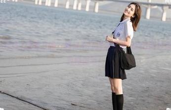 想看丑闻?黑料不打烊苹果版2025网址来了,不急慢慢咽!