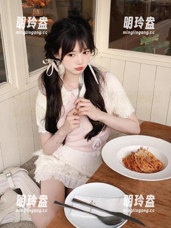 黑料吃瓜 谁说只有八卦才有趣?来试试黑料吃瓜网址,让我告诉你陌生人的黑历史,收藏吧