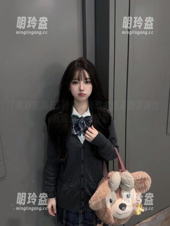 黑料吃瓜 咋感觉黑料吃瓜的资源更新比我刷微博还快啊?