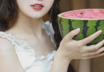 “黑料在线吃瓜”新线路，吃瓜心情准备好了吗？
