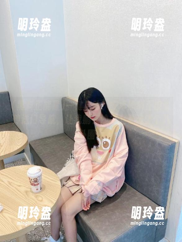黑料正能量 一键启动!安卓黑料正能量传送门导航,让我躺在沙发上看遍整个八卦圈。
