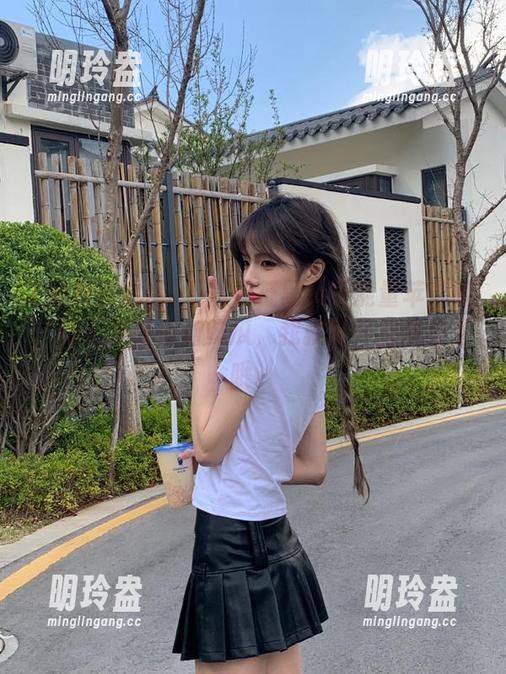 黑料正能量 万篇长征黑料正能量苹果版,你不更新点新鲜瓜,我就要开挂探寻了哦。