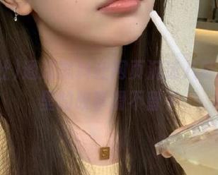 通过黑料社网页沉迷八卦：app里的故事滑不留手