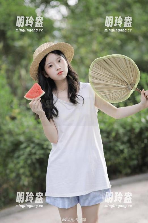 黑料社 “黑料社”免费版APP的登录,怎么让人脑补出那么多潜台词?