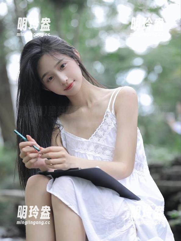 黑料网首页叮咚来袭，夜晚不再孤单，来吃瓜吧