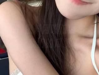 黑料网曝门发布未来感十足的八卦：我们的瓜要飞起了！